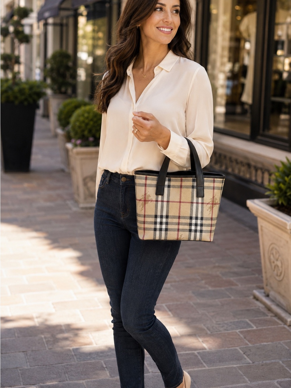 Authentic Burberry Beige Plaid Tote